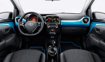 TOYOTA AYGO 1.0 X-COOL pieno